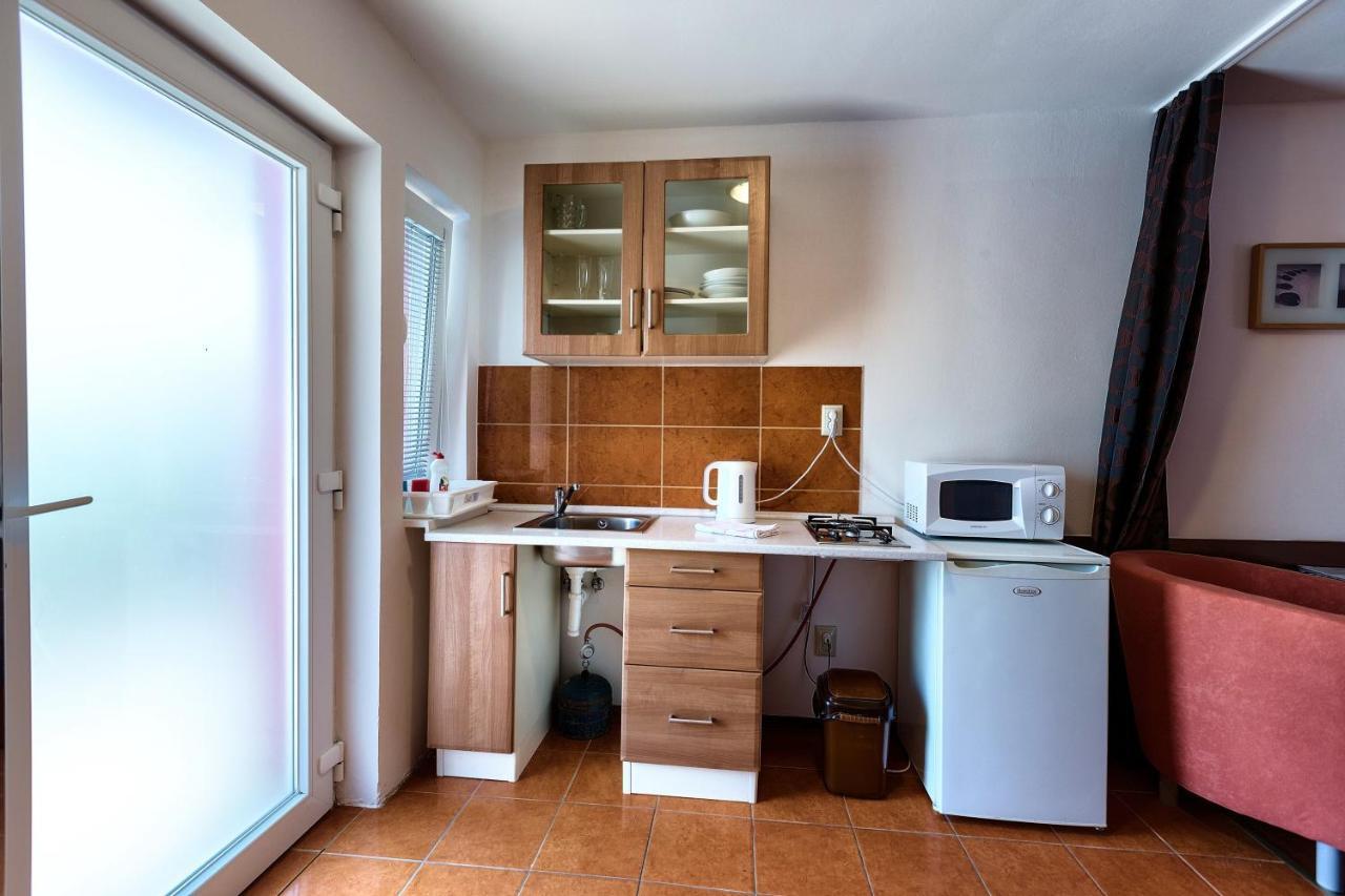 Apartmánový dom RED Podhájska Exterior foto